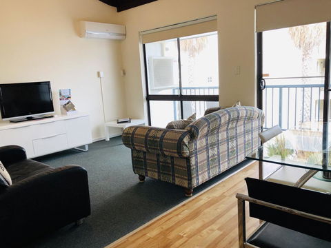 Seashore Memories - Sleeps 3 - Accommodation Asia 3