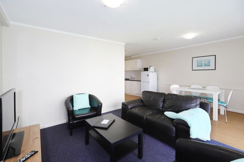 West Beach Lagoon 202 - Quiet & Ground Floor! - Accommodation Asia 11