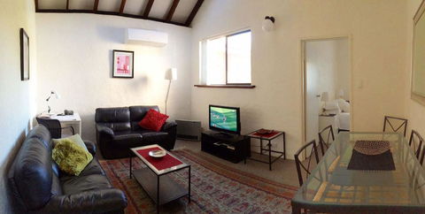 Kenata-Fairway Apartment Hotel - Accommodation Asia 25