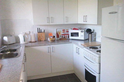 Kenata-Fairway Apartment Hotel - Accommodation Asia 24