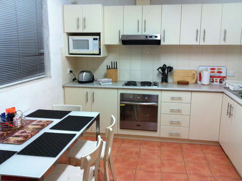 Kenata-Fairway Apartment Hotel - Accommodation Asia 17
