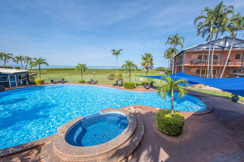 Moonlight Bay Suites - Accommodation Asia 0