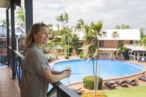 Moonlight Bay Suites - Accommodation Asia 2