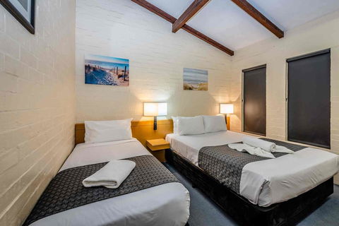 Nightcap At Wintersun Hotel - Accommodation Asia 13