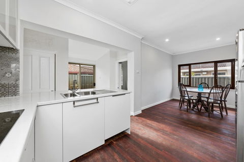 Inglewood Comfort - Accommodation Asia 16