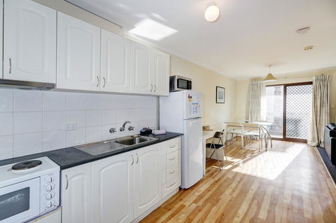 West Beach Lagoon 208 â€“ Great Value! - Accommodation Asia 12