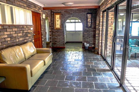 Geraldton Holliday Villas - Accommodation Asia 9