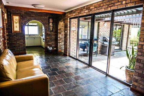Geraldton Holliday Villas - Accommodation Asia 11