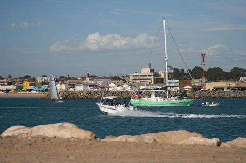 Geraldton Holliday Villas - Accommodation Asia 0