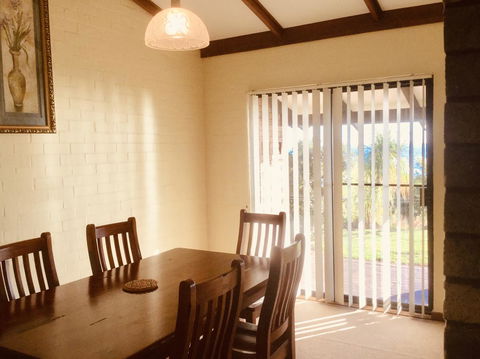 Geraldton Holliday Villas - Accommodation Asia 29