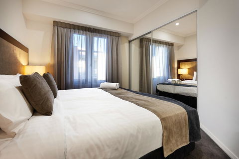 Attika Hotel - Accommodation Guide 11