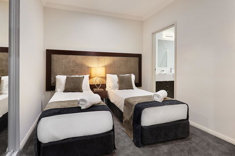Attika Hotel - Accommodation Guide 15