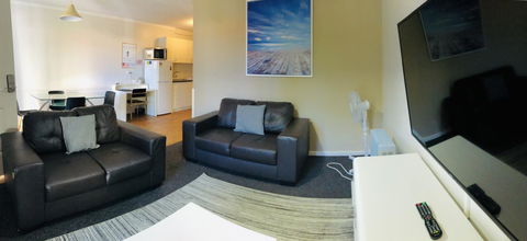 West Beach Lagoon 107 - Great Value - Accommodation Asia 5