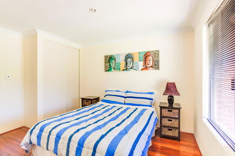 Seatrees Accommodation - Accommodation China 12