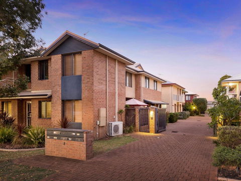Cooper Street - Accommodation Asia 39