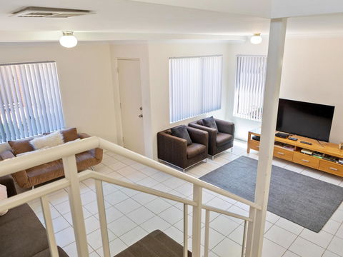 Cooper Street - Accommodation Asia 5
