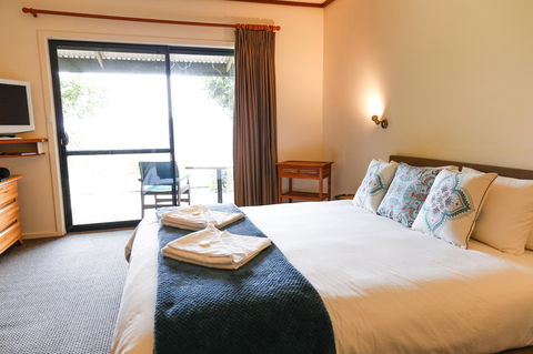 Karri Aura - Accommodation Asia 7