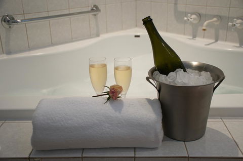 SureStay Hotel By Best Western The Clarence On Melville - Accommodation Asia 20