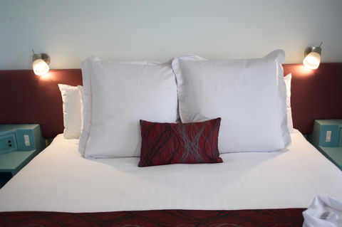 SureStay Hotel By Best Western The Clarence On Melville - Accommodation Asia 21