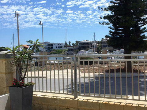 Studio Style Mindarie Marina - Accommodation Asia 1