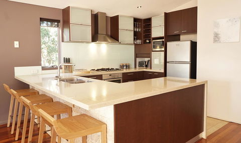 Central Avenue Apartments - Accommodation Asia 7