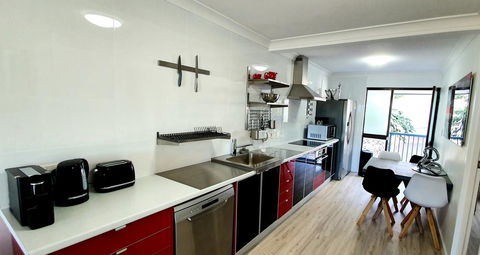 West Beach Lagoon 211 â€“ Great Views - Accommodation Asia 3