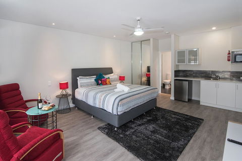 Churchill Studios - Accommodation Asia 3