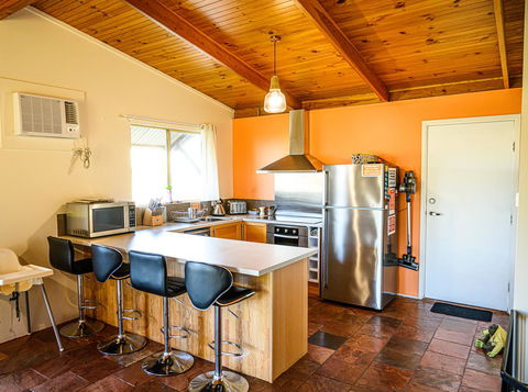 The Bothy Lancelin Family Retreat - Accommodation Asia 5