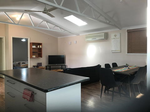 Sabai Accommodation - Accommodation Asia 21