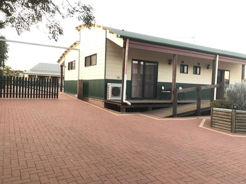 Sabai Accommodation - Accommodation Asia 10