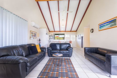 Surfside Ocean Beach Denmark Holiday Accommodation - Accommodation Asia 43