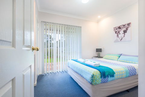 Surfside Ocean Beach Denmark Holiday Accommodation - Accommodation Asia 12