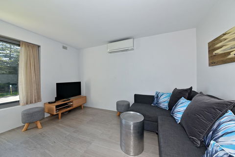 Cottesloe Apartment Close To Beach - Accommodation Asia 10