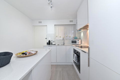 Cottesloe Apartment Close To Beach - Accommodation Asia 3