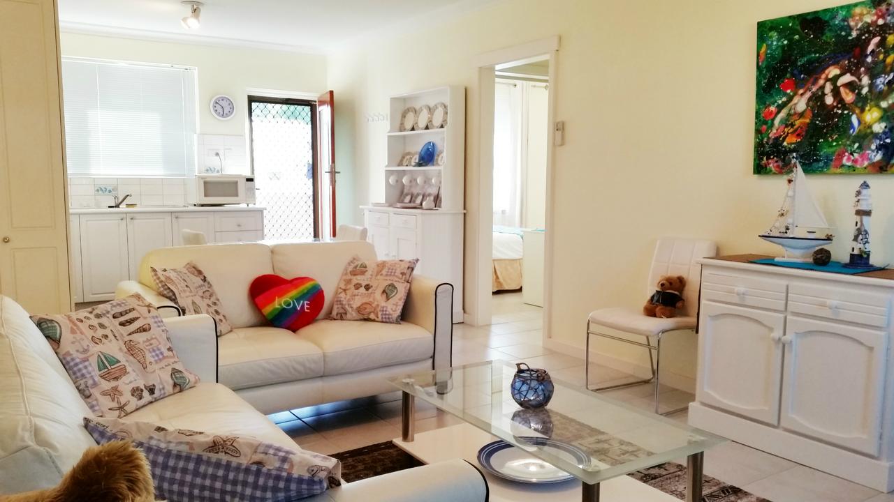  Accommodation Asia