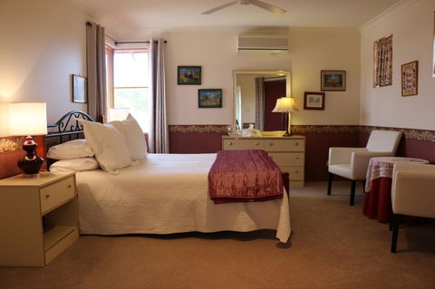 Crossland House - Accommodation Asia 16