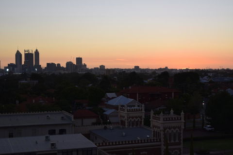 Lawley Luxury Views - Perth City, Swan River - Accommodation Asia 27