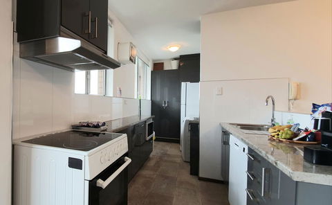 Lawley Luxury Views - Perth City, Swan River - Accommodation Asia 3