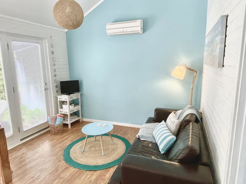 Whitesands Holiday Villas - Accommodation Guide 7