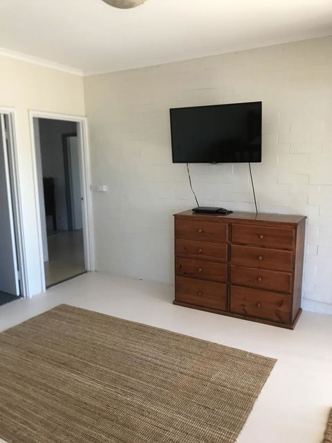 Surf Views - Accommodation Asia 3