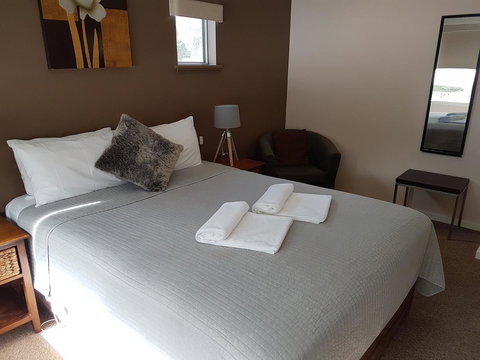 Adamsons Riverside Accommodation - Accommodation China 39