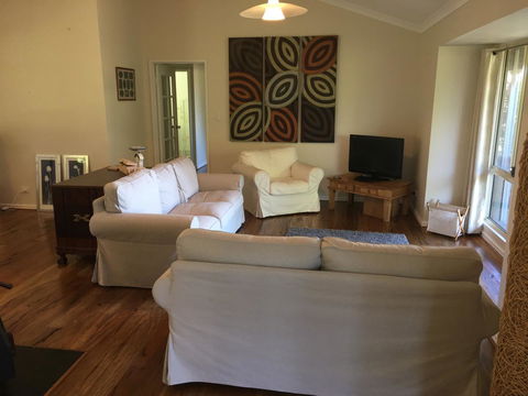 Tegwan's Nest Holiday Home - Accommodation Asia 27