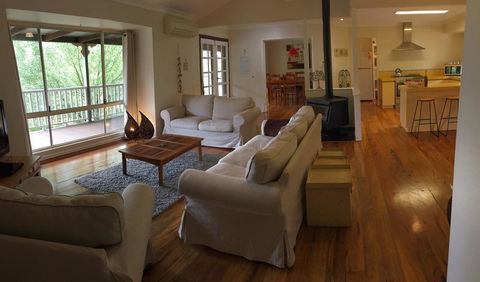 Tegwan's Nest Holiday Home - Accommodation Asia 4