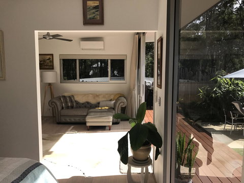 Banksia Luxury Villa - Accommodation Guide 12