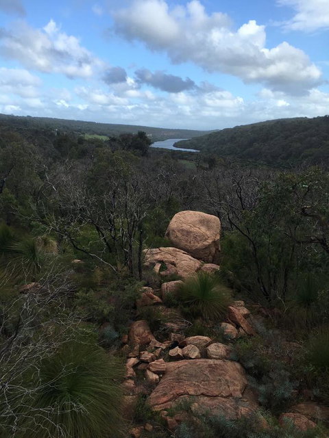 Banksia Luxury Villa - Accommodation Guide 22