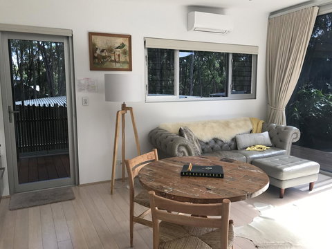 Banksia Luxury Villa - Accommodation Guide 10