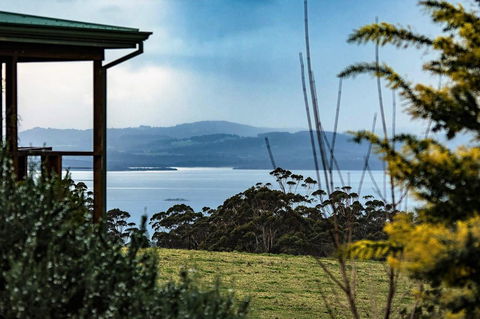 Celestine Retreat - Accommodation Asia 1