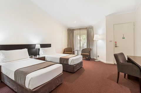 Karratha International Hotel - Accommodation Asia 4