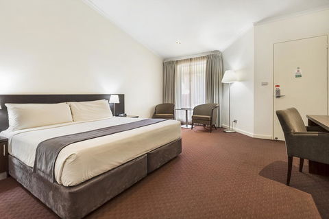Karratha International Hotel - Accommodation Asia 24