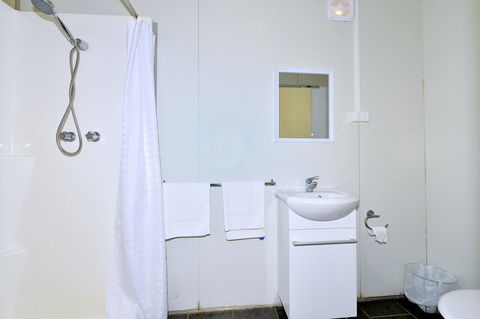 Mandurah Coastal Holiday Park - Accommodation Asia 24